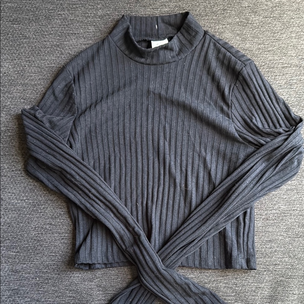 Ribbed Long Sleeve Top in Dark Gray